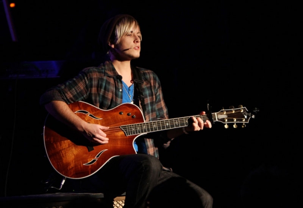 Photo Flash: ALEX DAVIS: MAN OF THE YEAR Plays KFB Image