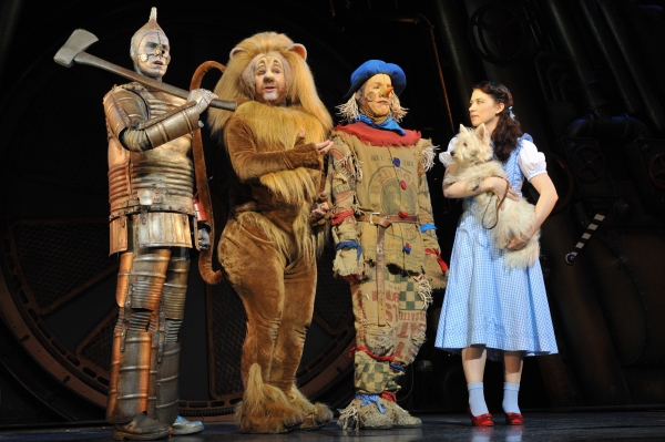 Photo Flash: First Look at THE WIZARD OF OZ in London! Image