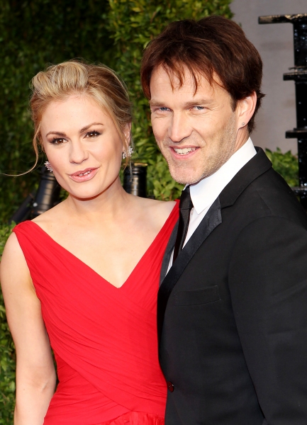 Anna Paquin & Stephen Moyer pictured at The Vanity Fair Oscar Party at Sunset Tower H Photo