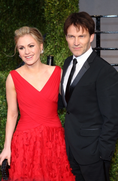 Anna Paquin & Stephen Moyer pictured at The Vanity Fair Oscar Party at Sunset Tower H Photo