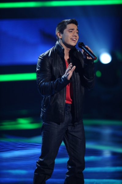 Photo Flash: AMERICAN IDOL's Top 24 Perform! Image