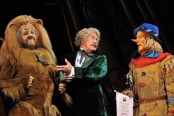 Photo Flash: Andrew Lloyd Webber's THE WIZARD OF OZ Opens! Image