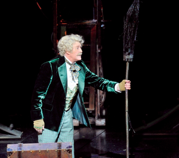 Photo Flash: Andrew Lloyd Webber's THE WIZARD OF OZ Opens! Image