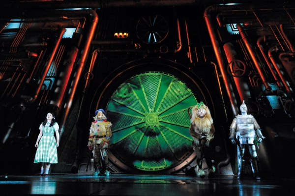 Photo Flash: Andrew Lloyd Webber's THE WIZARD OF OZ Opens! Image