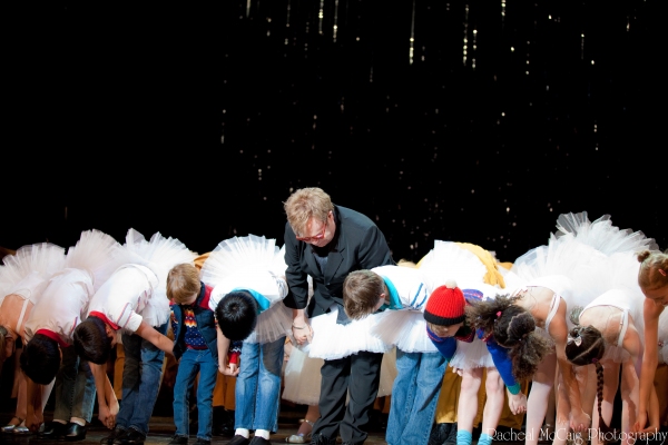 Sir Elton John joins the cast of Billy Elliot Toronto at the Curtain Call Photo