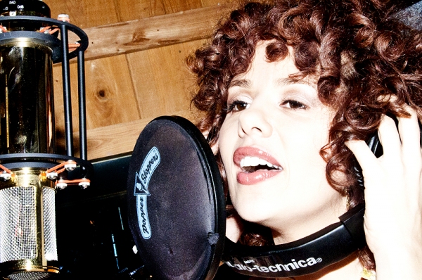 Photo Coverage: WONDERLAND Cast in the Recording Studio Image