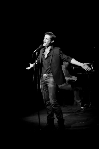 Photo Flash: Hadley Fraser, Rosalie Craig, et al. Sing Bobby Cronin Image