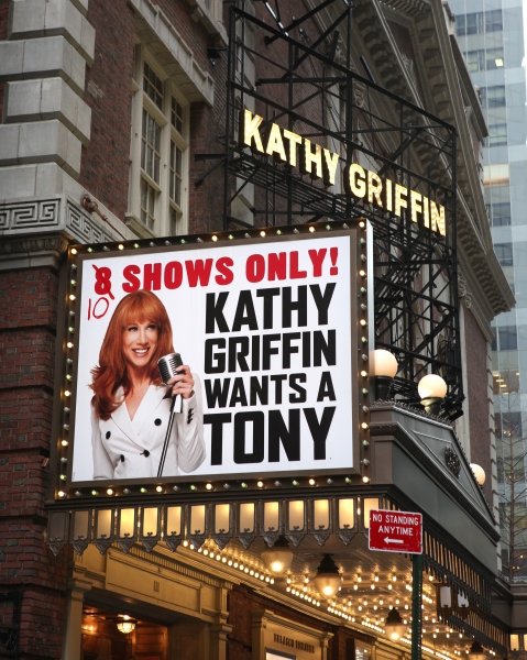 Photo Coverage: Kathy Griffin WANTS A TONY! Meets Fans & Press Image