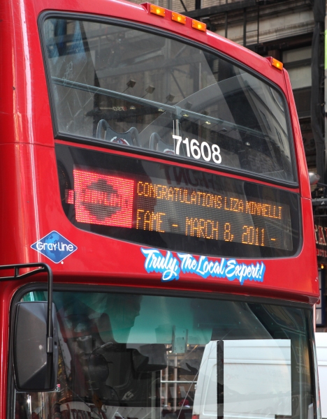 Photo Coverage: Gray Line's 'Ride Of Fame' Campaign Honors Liza Minnelli Image