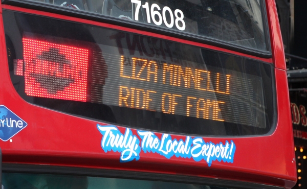 Photo Coverage: Gray Line's 'Ride Of Fame' Campaign Honors Liza Minnelli Image
