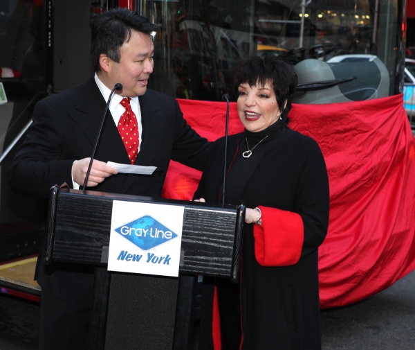 Photo Coverage: Gray Line's 'Ride Of Fame' Campaign Honors Liza Minnelli Image