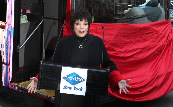 Photo Coverage: Gray Line's 'Ride Of Fame' Campaign Honors Liza Minnelli Image