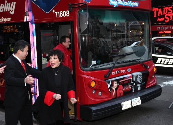 Photo Coverage: Gray Line's 'Ride Of Fame' Campaign Honors Liza Minnelli Image