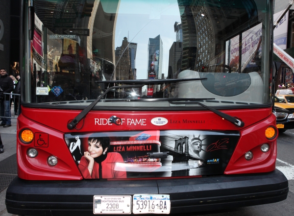 Photo Coverage: Gray Line's 'Ride Of Fame' Campaign Honors Liza Minnelli Image