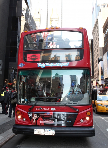 Photo Coverage: Gray Line's 'Ride Of Fame' Campaign Honors Liza Minnelli Image