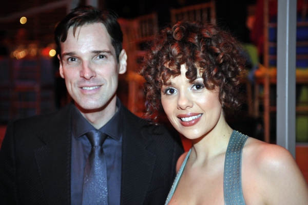 Photo Flash: Hugh Panaro & Janet Dacal Sing at 'Dreamer' Gala Image