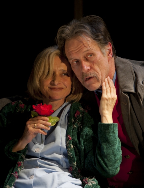 Photo Flash: Long Wharf's AGNES UNDER THE BIG TOP Image
