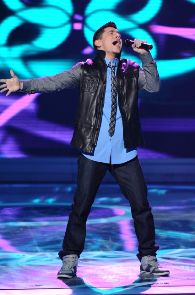 Photo Flash: Meet AMERICAN IDOL's Top 12 Image