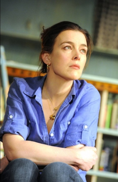 Photos: Williams & Fox in LaBute's IN A FOREST DARK AND DEEP On Stage in the West End! Image