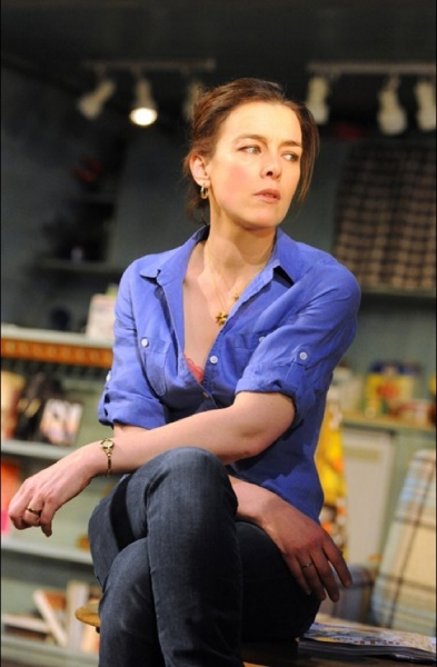 Photos: Williams & Fox in LaBute's IN A FOREST DARK AND DEEP On Stage in the West End! Image