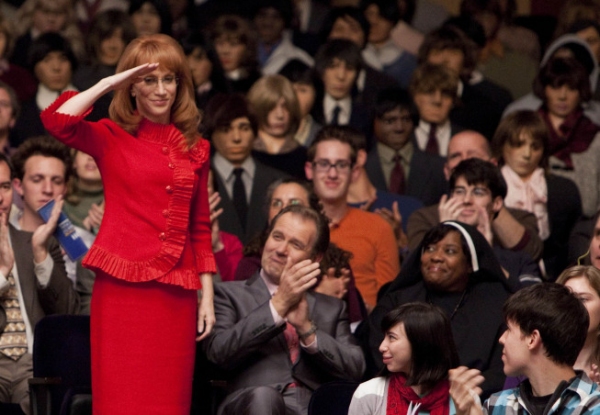 Photo Flash: Kathy Griffin Guest Stars on GLEE! 