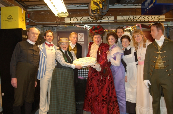 Photo Flash: IMPORTANCE OF BEING EARNEST Celebrates 100 Performances Image
