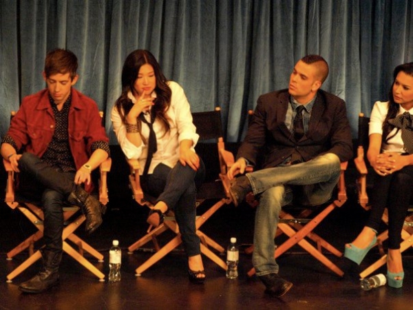 Photo Flash: GLEE Cast Returns To PaleyFest 