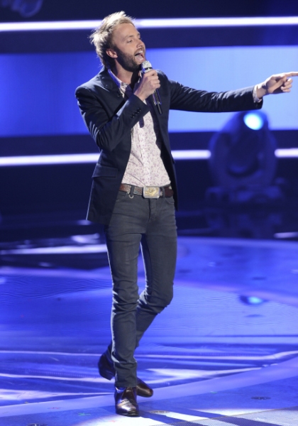 Photo Flash: AMERICAN IDOL's Top 12 in Action Image