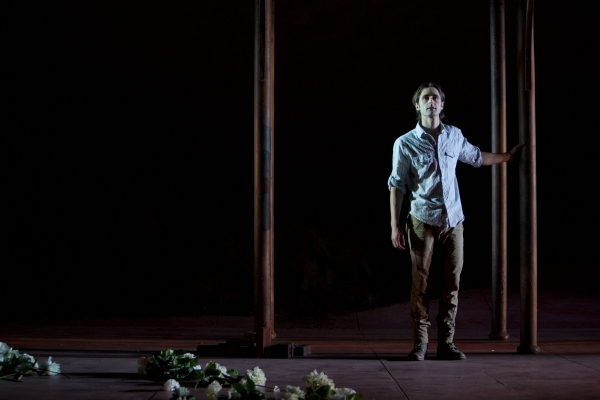Photo Flash: Tale Rep's ROMEO AND JULIET Image
