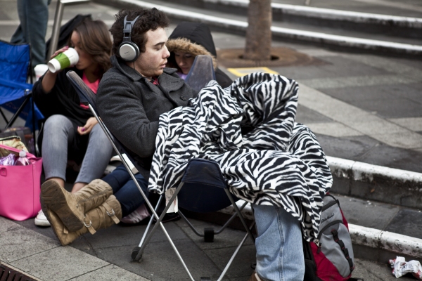 Photo Coverage: RENT Hopefuls Await Open Call Auditions! Image