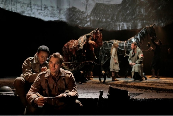 Photo Flash: WAR HORSE at LCT - First Production Shots Image