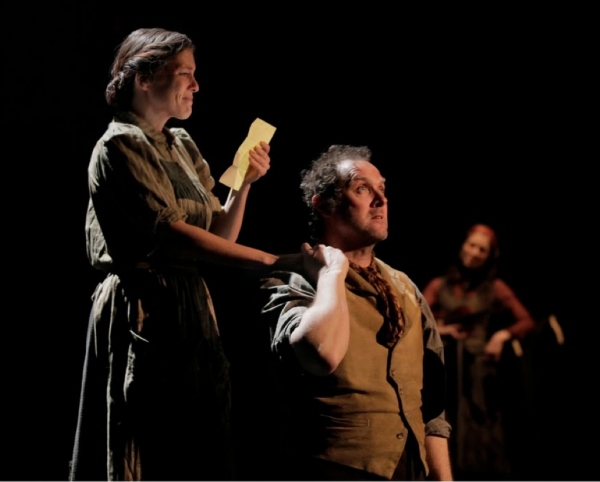 Photo Flash: WAR HORSE at LCT - First Production Shots Image