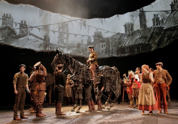 Photo Flash: WAR HORSE at LCT - First Production Shots Image