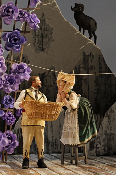  J.C. Cutler (Nicola) and Summer Hagen (Louka) in the Guthrie Theater production of A Photo