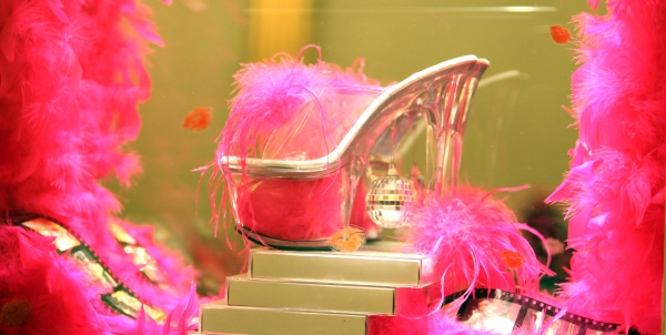 Photo Coverage: PRISCILLA Lobby Boutique is Open! Image