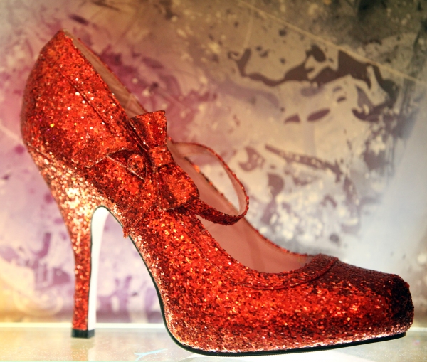 Photo Coverage: PRISCILLA Lobby Boutique is Open! Image