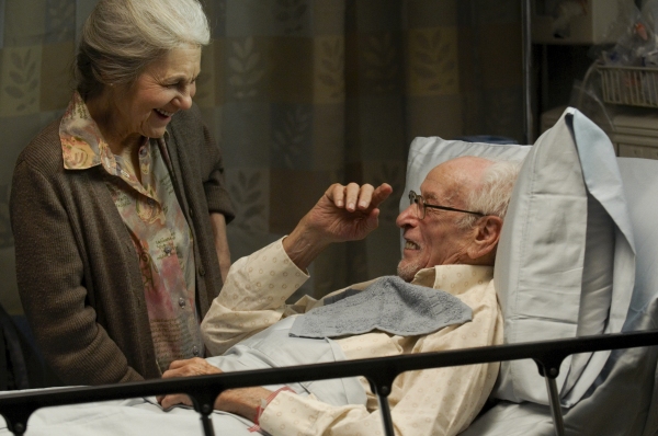 Photo Flash: BroadwayWorld Loves Nurse Jackie Image