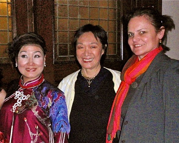 Nguyen thi Minh Ngoc, Tisa Chang, and Teresa Eyring Photo