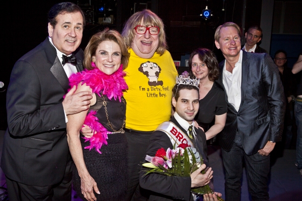 Leroy Reams, Tovah Feldshuh, Brice Vilanch, Michael Cusumano, Rachel Dratch and Carso Photo