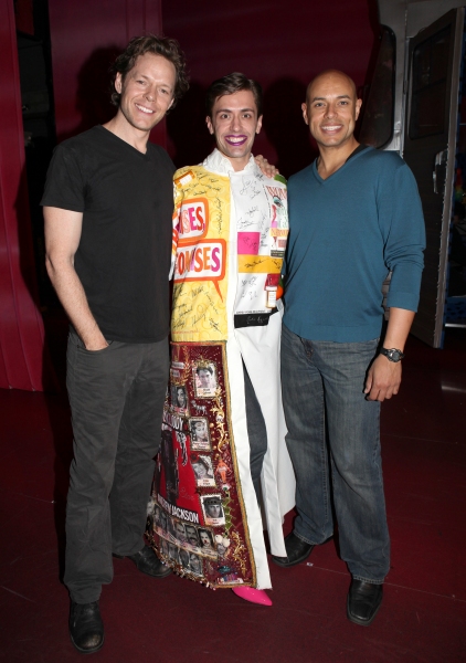 Photo Coverage: PRISCILLA QUEEN OF THE DESERT - Gypsy Robe Ceremony! Image