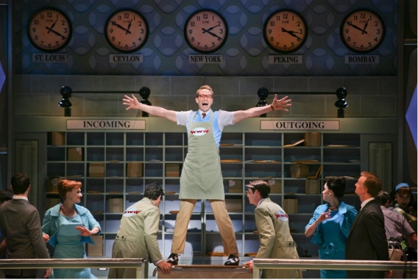 Photo Flash: New HOW TO SUCCEED Production Shots! Image
