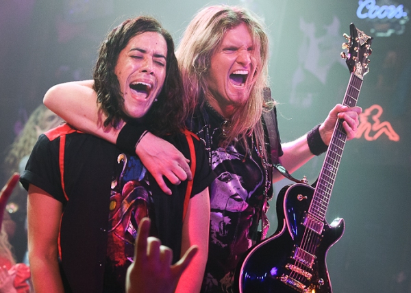 Photo Coverage: ROCK OF AGES Re-Opens at Helen Hayes! Image
