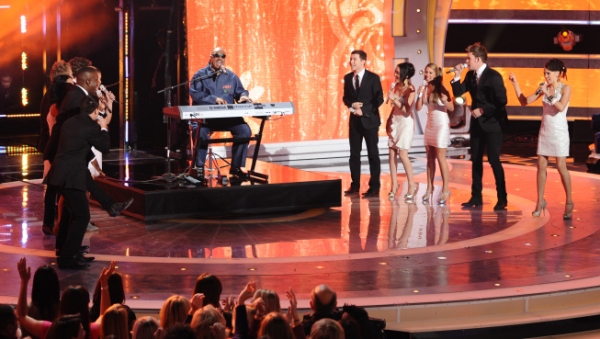 Photo Flash: AMERICAN IDOL's Top 11 Results Show Image