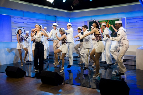 BWW Exclusive: Behind the Scenes with ANYTHING GOES at Good Morning America Image