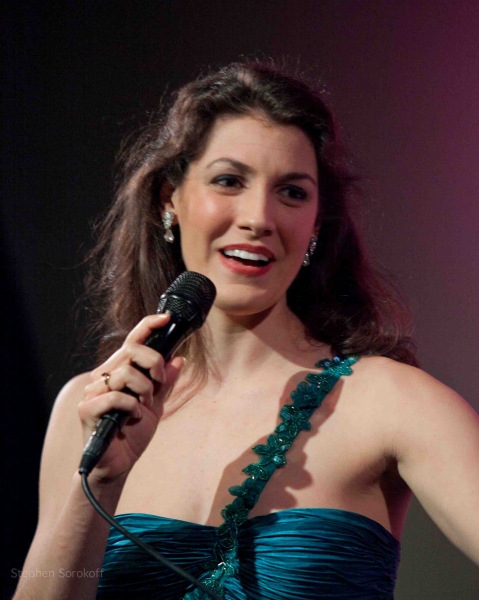 Photo Coverage: Jennifer Sheehan Plays The Metropolitan Room Image