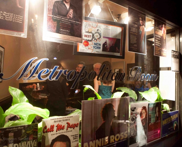 Photo Coverage: Jennifer Sheehan Plays The Metropolitan Room Image