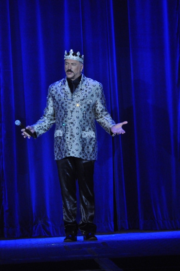Photo Coverage: Night of 1000 Gowns Celebrates LGBT Community Image