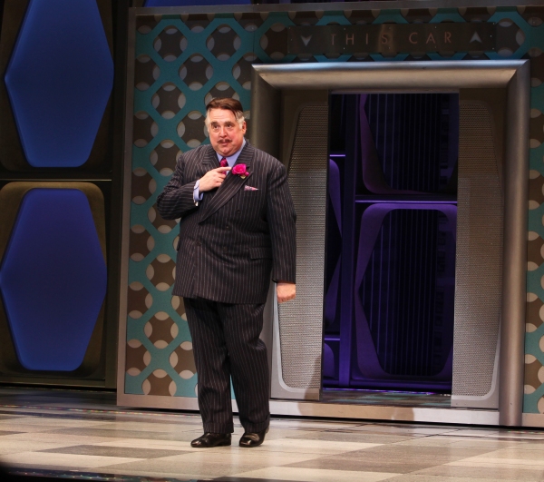Photo Coverage: HOW TO SUCCEED IN BUSINESS Opening Night Curtain Call Image