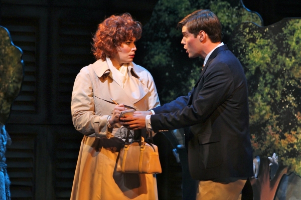 Photo Flash: Check Out the ADDAMS' New Family Photo Album! Image