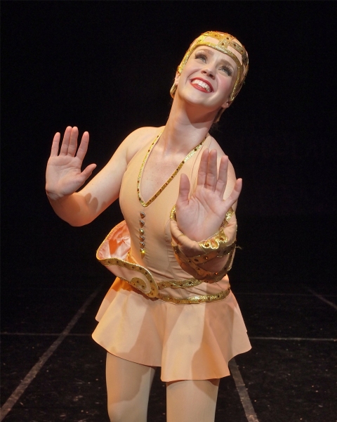 Photo Flash: Westchester Broadway Theatre's SINGIN' IN THE RAIN Image